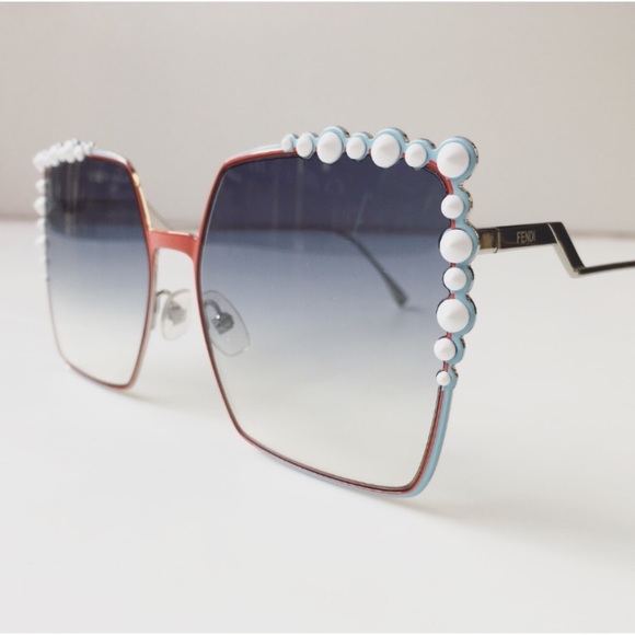 Fendi Accessories - Can Eye Sunglasses